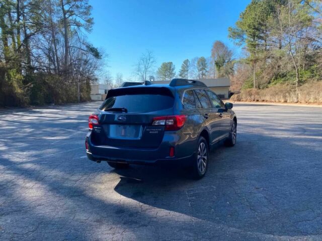 Серый Субару Аутбек, объемом двигателя 2.5 л и пробегом 55 тыс. км за 6500 $, фото 5 на Automoto.ua