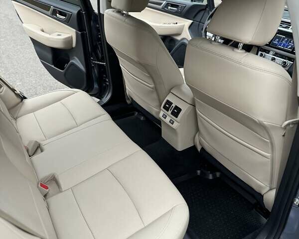 Серый Субару Аутбек, объемом двигателя 2.5 л и пробегом 119 тыс. км за 19800 $, фото 64 на Automoto.ua