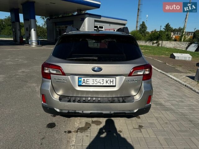 Сірий Субару Аутбек, об'ємом двигуна 2.46 л та пробігом 298 тис. км за 12000 $, фото 4 на Automoto.ua