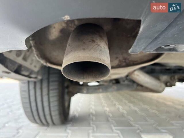 Сірий Субару Аутбек, об'ємом двигуна 2.5 л та пробігом 170 тис. км за 16500 $, фото 4 на Automoto.ua