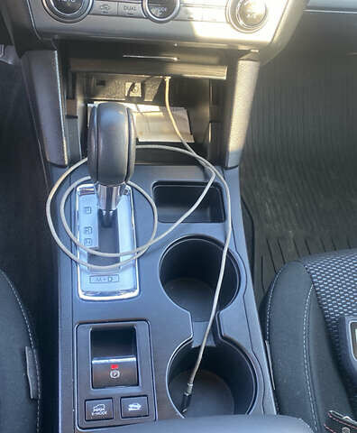 Серый Субару Аутбек, объемом двигателя 2.51 л и пробегом 202 тыс. км за 14500 $, фото 20 на Automoto.ua