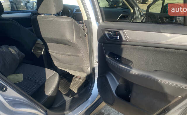 Серый Субару Аутбек, объемом двигателя 2.51 л и пробегом 202 тыс. км за 14500 $, фото 16 на Automoto.ua