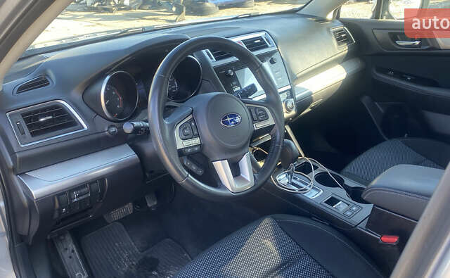 Серый Субару Аутбек, объемом двигателя 2.51 л и пробегом 202 тыс. км за 14500 $, фото 11 на Automoto.ua