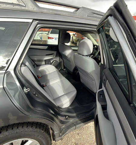 Серый Субару Аутбек, объемом двигателя 2.5 л и пробегом 65 тыс. км за 14999 $, фото 6 на Automoto.ua