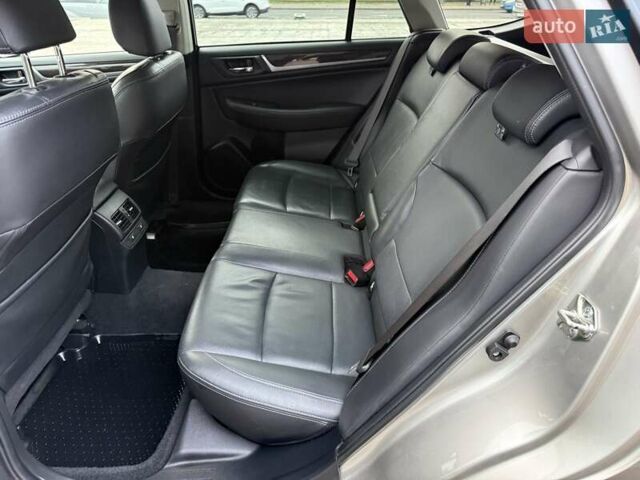 Сірий Субару Аутбек, об'ємом двигуна 2.5 л та пробігом 237 тис. км за 16500 $, фото 15 на Automoto.ua