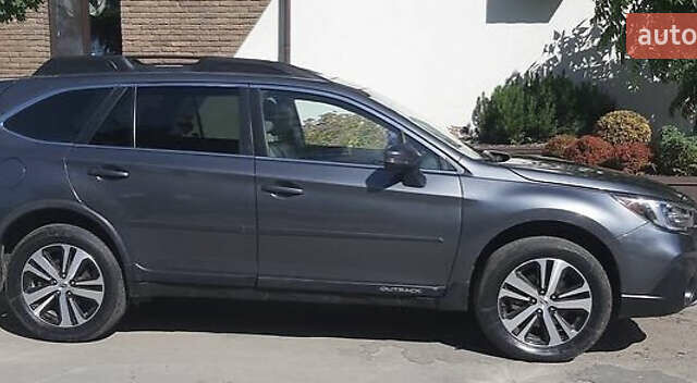 Сірий Субару Аутбек, об'ємом двигуна 2.5 л та пробігом 66 тис. км за 16000 $, фото 4 на Automoto.ua