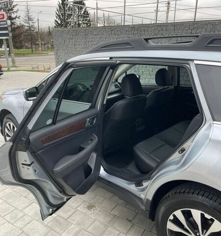 Серый Субару Аутбек, объемом двигателя 2.5 л и пробегом 103 тыс. км за 17000 $, фото 8 на Automoto.ua