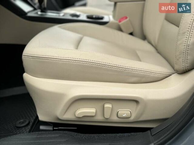 Серый Субару Аутбек, объемом двигателя 2.5 л и пробегом 119 тыс. км за 19800 $, фото 33 на Automoto.ua