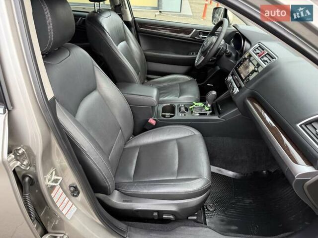 Сірий Субару Аутбек, об'ємом двигуна 2.5 л та пробігом 237 тис. км за 16500 $, фото 23 на Automoto.ua