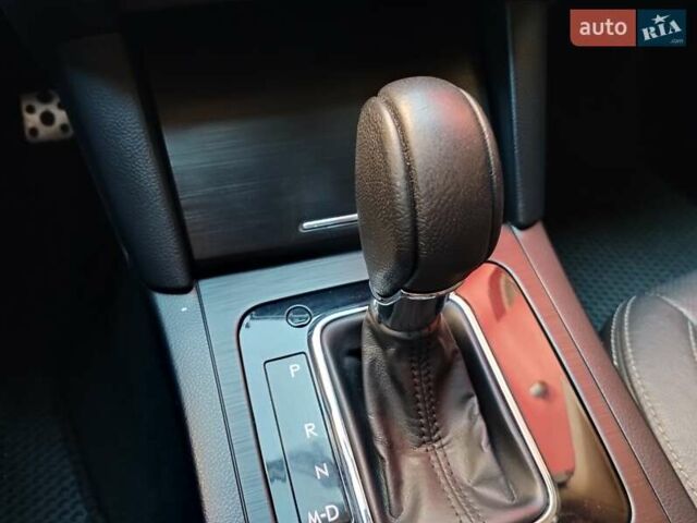Сірий Субару Аутбек, об'ємом двигуна 2.5 л та пробігом 180 тис. км за 19000 $, фото 14 на Automoto.ua