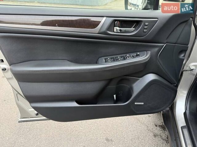 Сірий Субару Аутбек, об'ємом двигуна 2.5 л та пробігом 237 тис. км за 16500 $, фото 8 на Automoto.ua