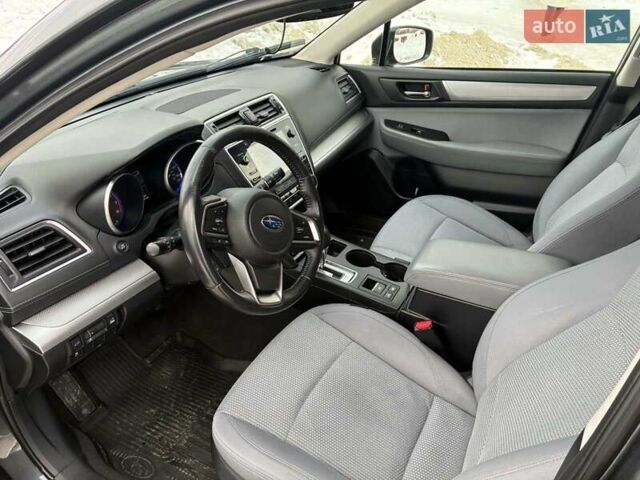 Сірий Субару Аутбек, об'ємом двигуна 2.5 л та пробігом 152 тис. км за 17400 $, фото 5 на Automoto.ua