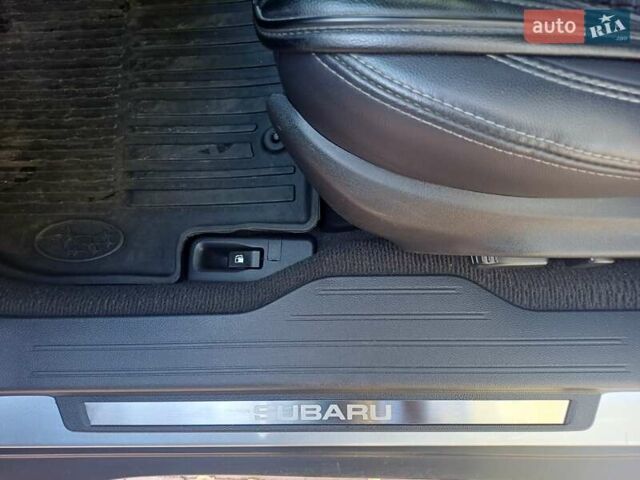 Серый Субару Аутбек, объемом двигателя 2.5 л и пробегом 104 тыс. км за 18000 $, фото 18 на Automoto.ua