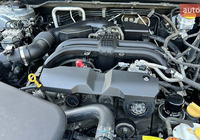 Серый Субару Аутбек, объемом двигателя 2.5 л и пробегом 171 тыс. км за 14500 $, фото 13 на Automoto.ua