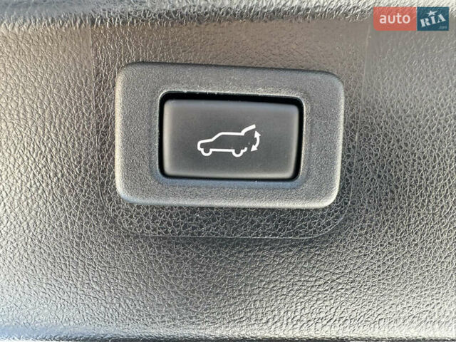 Серый Субару Аутбек, объемом двигателя 2.5 л и пробегом 127 тыс. км за 16300 $, фото 17 на Automoto.ua
