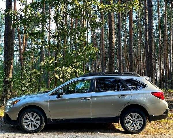 Серый Субару Аутбек, объемом двигателя 2.5 л и пробегом 153 тыс. км за 17100 $, фото 9 на Automoto.ua