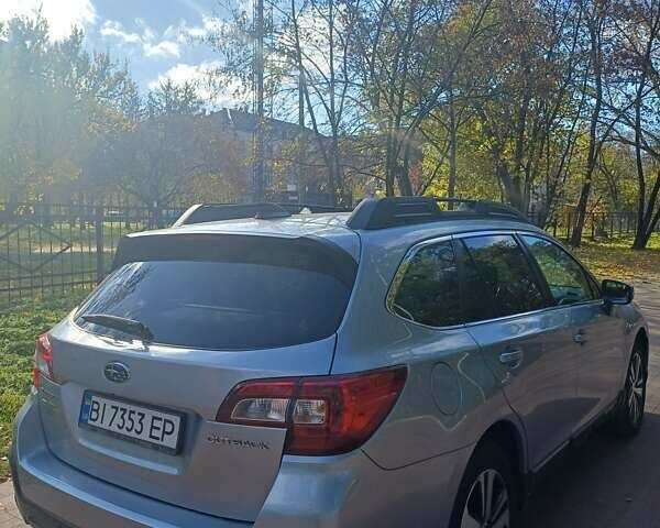 Серый Субару Аутбек, объемом двигателя 2.5 л и пробегом 104 тыс. км за 18000 $, фото 4 на Automoto.ua