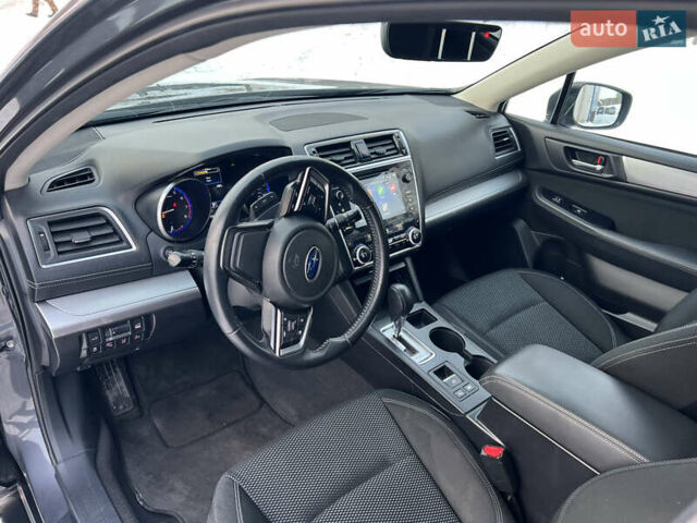 Серый Субару Аутбек, объемом двигателя 2.5 л и пробегом 106 тыс. км за 18700 $, фото 15 на Automoto.ua