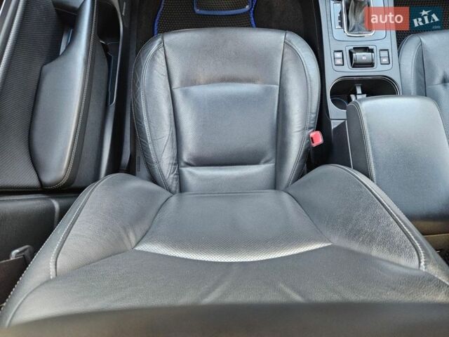 Сірий Субару Аутбек, об'ємом двигуна 2.5 л та пробігом 91 тис. км за 23000 $, фото 32 на Automoto.ua
