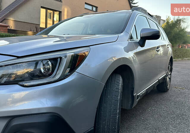 Серый Субару Аутбек, объемом двигателя 2.5 л и пробегом 171 тыс. км за 14500 $, фото 9 на Automoto.ua