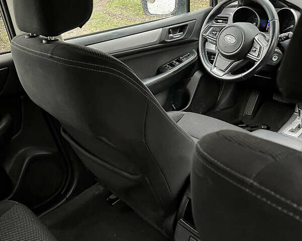 Серый Субару Аутбек, объемом двигателя 2.5 л и пробегом 190 тыс. км за 14900 $, фото 17 на Automoto.ua