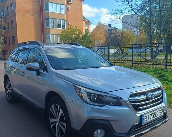 Серый Субару Аутбек, объемом двигателя 2.5 л и пробегом 104 тыс. км за 18000 $, фото 2 на Automoto.ua