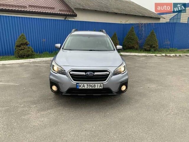 Сірий Субару Аутбек, об'ємом двигуна 2.5 л та пробігом 210 тис. км за 13800 $, фото 8 на Automoto.ua