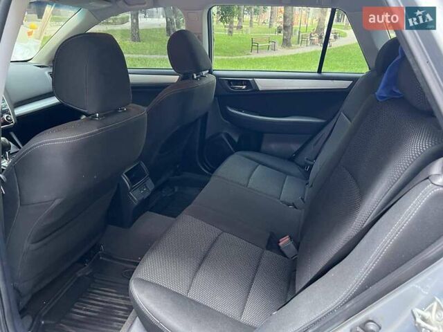 Сірий Субару Аутбек, об'ємом двигуна 2.5 л та пробігом 203 тис. км за 13600 $, фото 18 на Automoto.ua