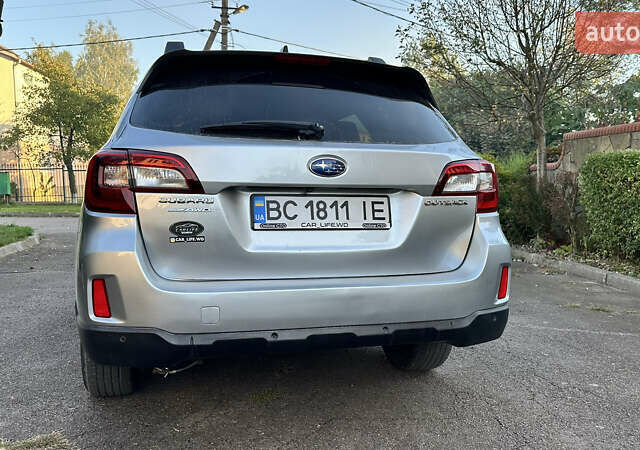 Серый Субару Аутбек, объемом двигателя 2.5 л и пробегом 171 тыс. км за 14500 $, фото 5 на Automoto.ua