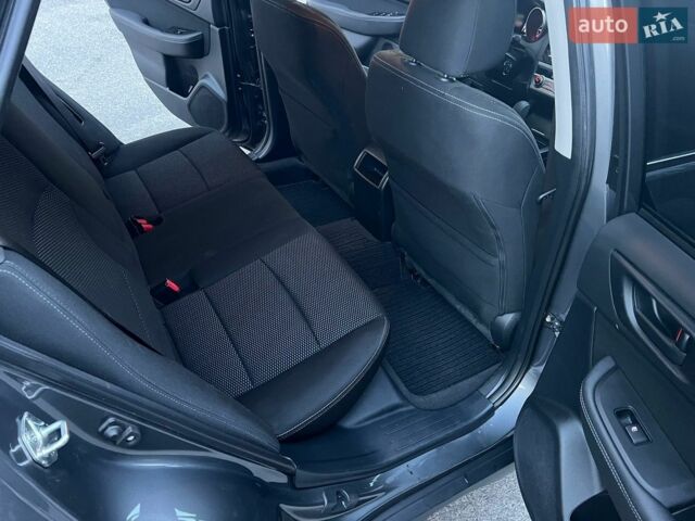 Сірий Субару Аутбек, об'ємом двигуна 2.5 л та пробігом 133 тис. км за 15700 $, фото 10 на Automoto.ua
