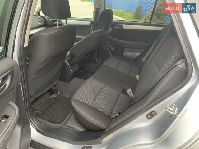 Сірий Субару Аутбек, об'ємом двигуна 2.5 л та пробігом 210 тис. км за 13800 $, фото 16 на Automoto.ua
