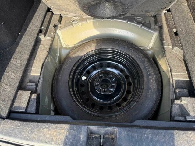 Серый Субару Аутбек, объемом двигателя 2.5 л и пробегом 190 тыс. км за 18500 $, фото 10 на Automoto.ua