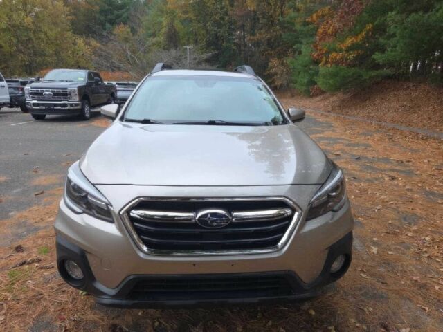 Серый Субару Аутбек, объемом двигателя 2.5 л и пробегом 36 тыс. км за 8000 $, фото 1 на Automoto.ua