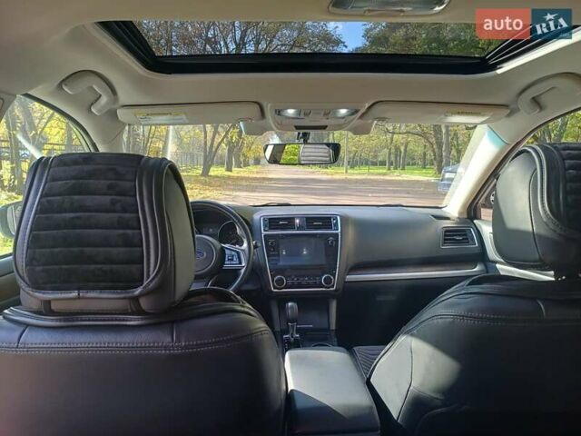 Серый Субару Аутбек, объемом двигателя 2.5 л и пробегом 104 тыс. км за 18000 $, фото 20 на Automoto.ua