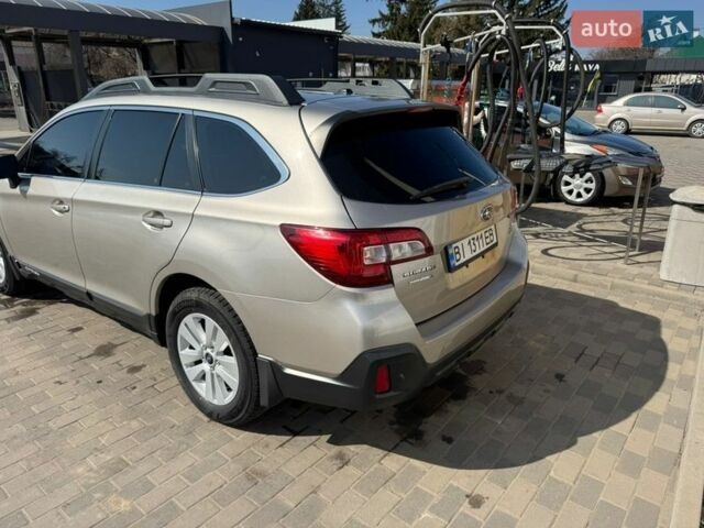 Серый Субару Аутбек, объемом двигателя 2.5 л и пробегом 135 тыс. км за 16200 $, фото 3 на Automoto.ua