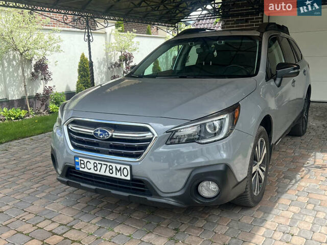 Сірий Субару Аутбек, об'ємом двигуна 3.63 л та пробігом 65 тис. км за 22500 $, фото 2 на Automoto.ua