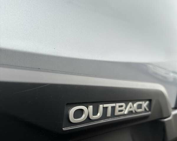 Серый Субару Аутбек, объемом двигателя 2.5 л и пробегом 90 тыс. км за 18900 $, фото 23 на Automoto.ua