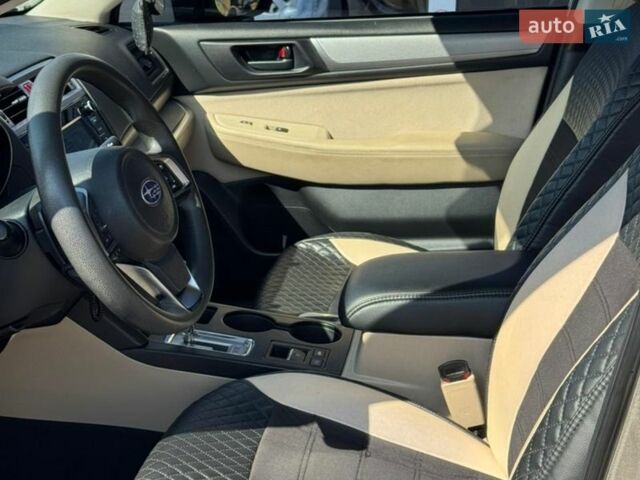 Серый Субару Аутбек, объемом двигателя 2.5 л и пробегом 135 тыс. км за 16200 $, фото 9 на Automoto.ua