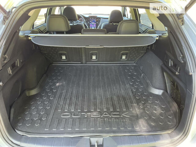 Серый Субару Аутбек, объемом двигателя 2.5 л и пробегом 80 тыс. км за 20500 $, фото 24 на Automoto.ua