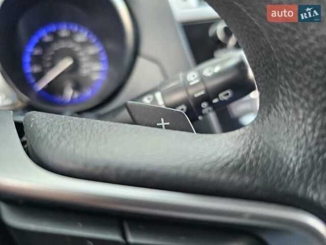 Серый Субару Аутбек, объемом двигателя 2.5 л и пробегом 125 тыс. км за 16800 $, фото 22 на Automoto.ua