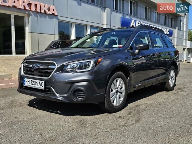 Серый Субару Аутбек, объемом двигателя 2.5 л и пробегом 125 тыс. км за 16800 $, фото 2 на Automoto.ua