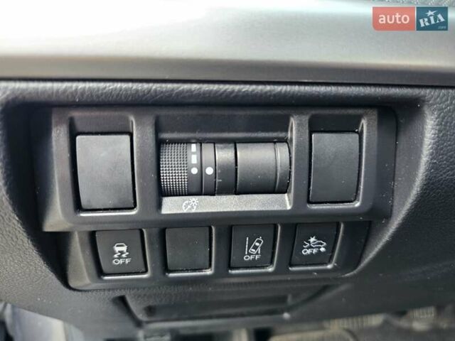 Серый Субару Аутбек, объемом двигателя 2.5 л и пробегом 125 тыс. км за 16800 $, фото 17 на Automoto.ua