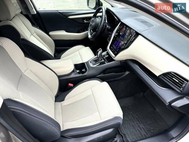 Серый Субару Аутбек, объемом двигателя 2.5 л и пробегом 180 тыс. км за 17900 $, фото 32 на Automoto.ua