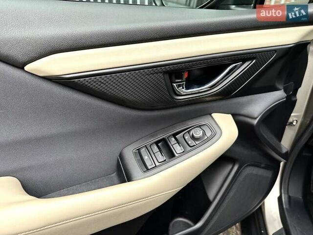 Серый Субару Аутбек, объемом двигателя 2.5 л и пробегом 180 тыс. км за 17900 $, фото 23 на Automoto.ua