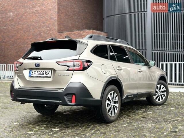 Серый Субару Аутбек, объемом двигателя 2.5 л и пробегом 180 тыс. км за 17900 $, фото 14 на Automoto.ua