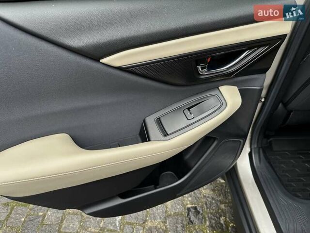 Серый Субару Аутбек, объемом двигателя 2.5 л и пробегом 180 тыс. км за 17900 $, фото 20 на Automoto.ua