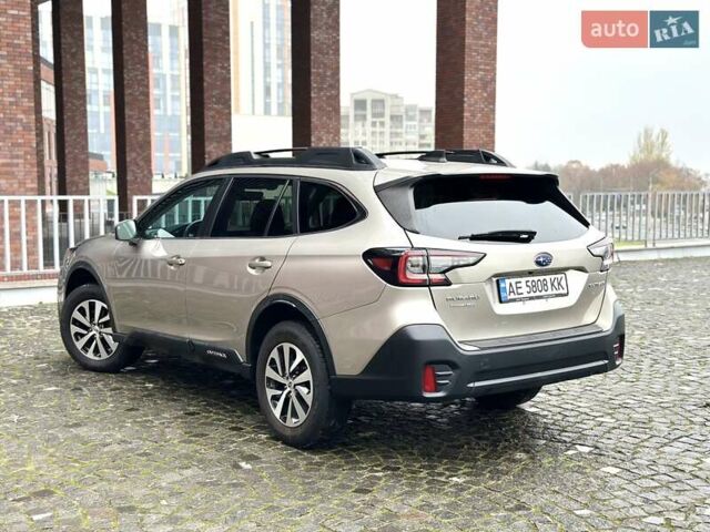 Серый Субару Аутбек, объемом двигателя 2.5 л и пробегом 180 тыс. км за 17900 $, фото 10 на Automoto.ua