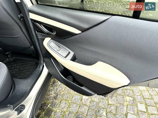 Серый Субару Аутбек, объемом двигателя 2.5 л и пробегом 180 тыс. км за 17900 $, фото 29 на Automoto.ua