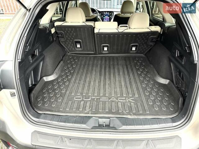 Серый Субару Аутбек, объемом двигателя 2.5 л и пробегом 180 тыс. км за 17900 $, фото 27 на Automoto.ua