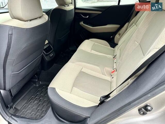 Серый Субару Аутбек, объемом двигателя 2.5 л и пробегом 180 тыс. км за 17900 $, фото 22 на Automoto.ua